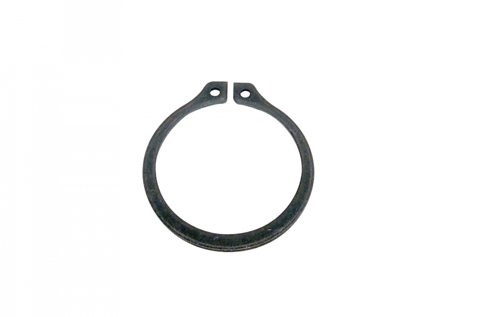 IH Parts America: Locking Hub Snap Ring for Dana 44 Axle w
